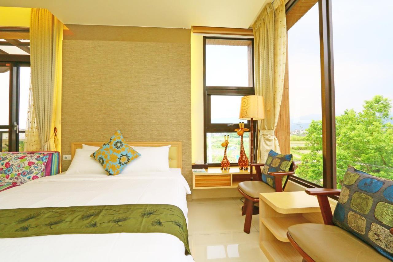 Sakura Love River Bed And Breakfast 冬山郷 エクステリア 写真